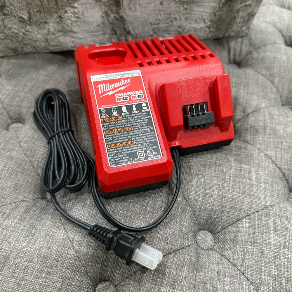 New Milwaukee M18 and M12 Battery charger